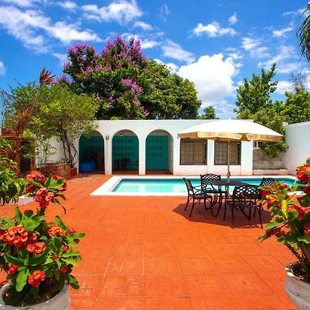 2 Bedroom On Private Estate Кингстън Екстериор снимка
